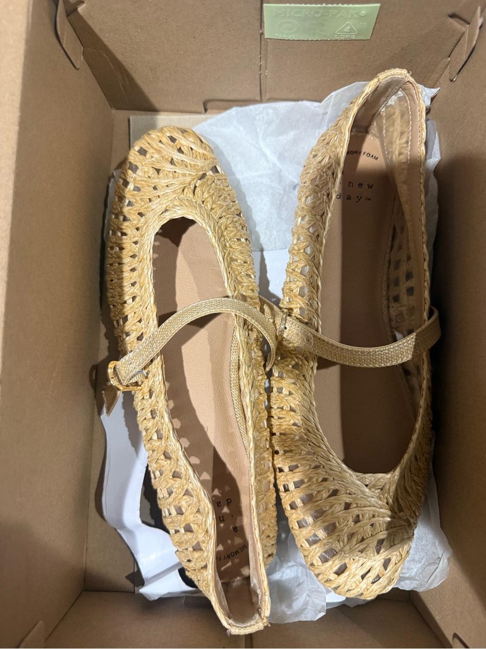 Woven Mary Jane Flats in Natural Straw - Women's size 8.5 NWT